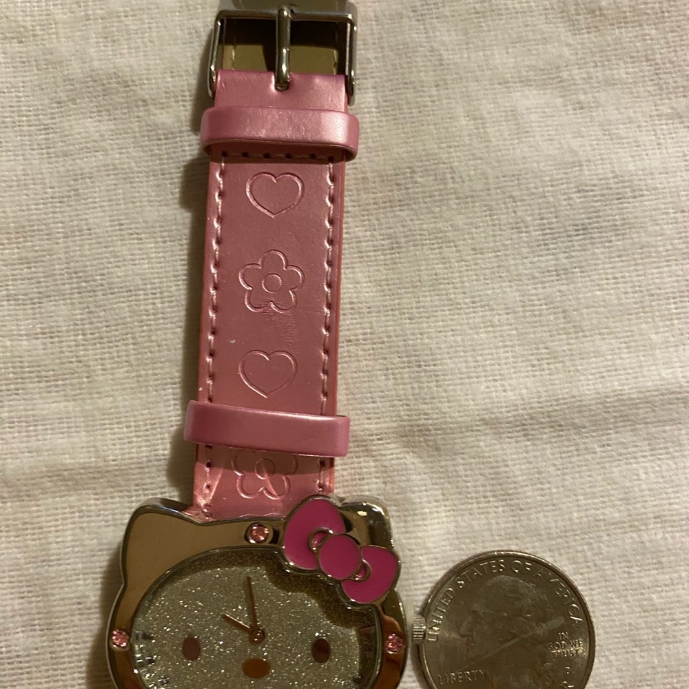 Hello kitty watch - Picture 2 of 5